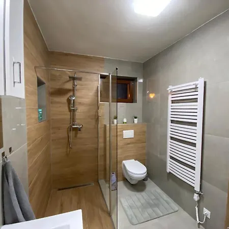 Lovely & Luxury Belá