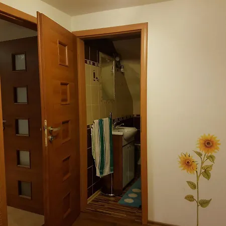 Lovely & Luxury Belá