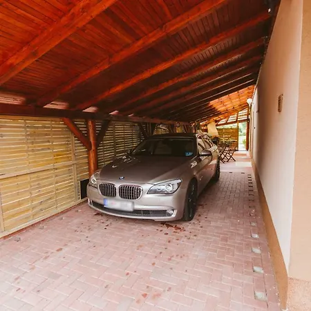 Lovely & Luxury *