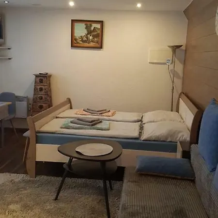 Lovely & Luxury Belá