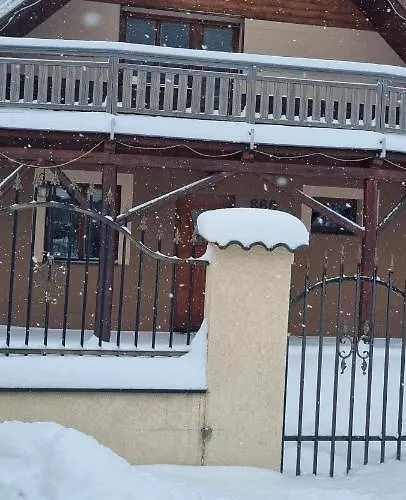 Lovely & Luxury Belá