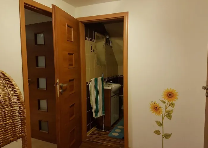 Lovely & Luxury Belá